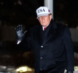 Премиерът Фицо: Словакия трябва да отхвърли поканата за присъединяване към Съвета за мир на Тръмп